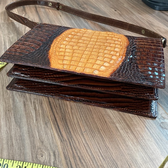 Vintage genuine crocodile handbag - Picture 10 of 17